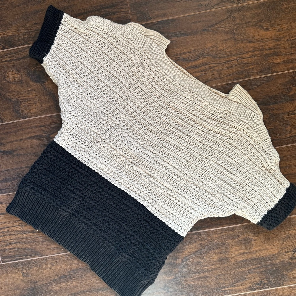 Ann Taylor loft cotton short sleeve top size x small black nude